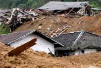 Longsor Terjang Dua Rumah di Pesisir Inhil